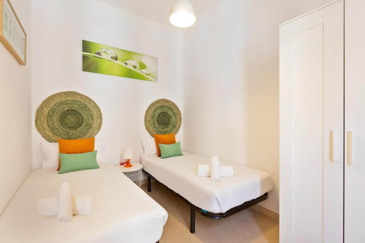 Stay U-Nique Apartments Mistral Barcellona Esterno foto