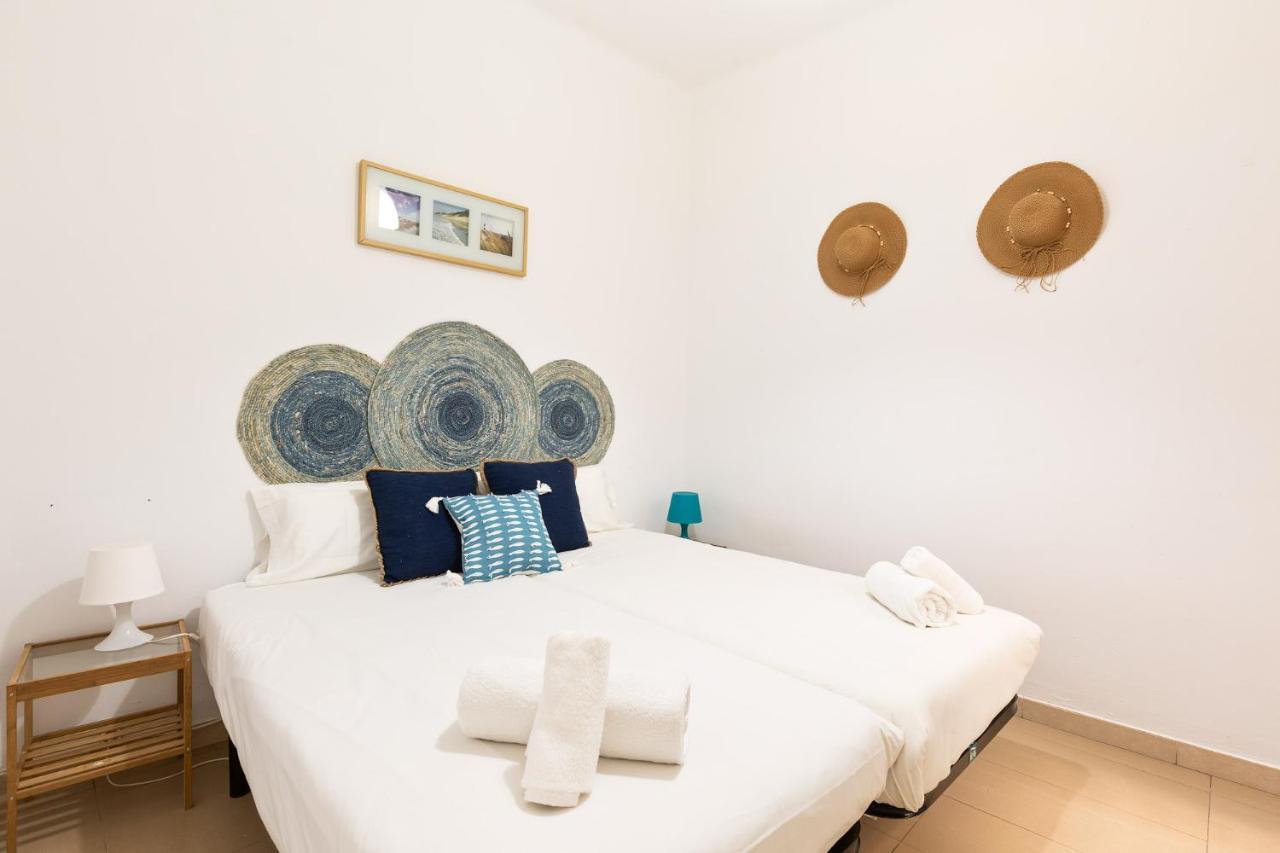 Stay U-Nique Apartments Mistral Barcellona Esterno foto