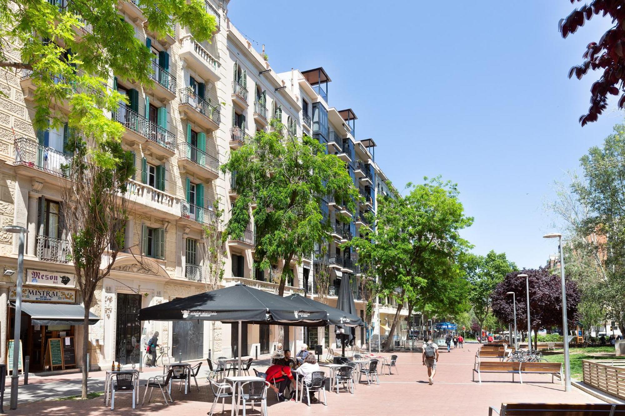 Stay U-Nique Apartments Mistral Barcellona Esterno foto
